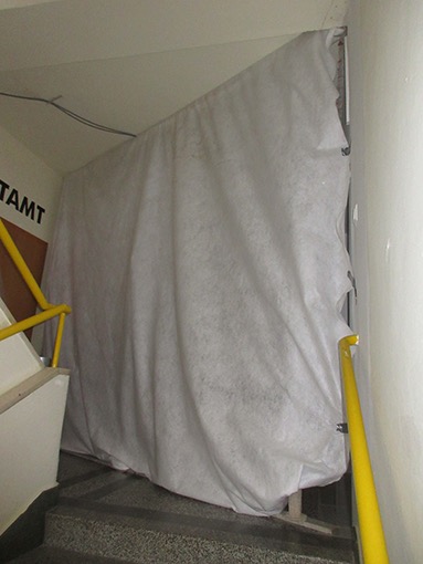 02. 10. 2020 Staubschutz im Stiegenhaus