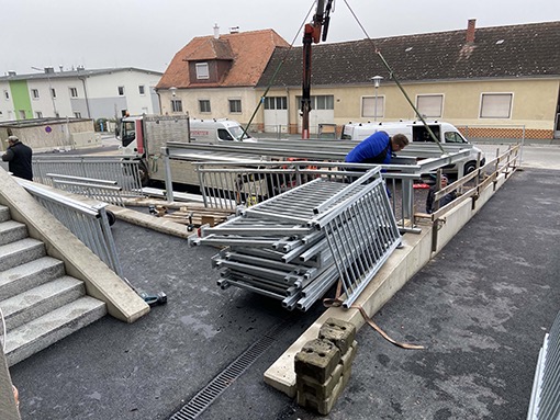 15. 11. 2021 Gel&auml;nder- und Carportmontage