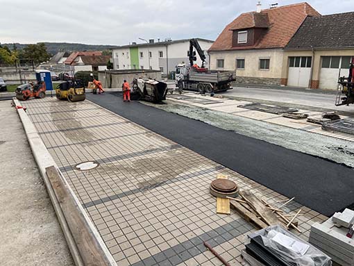 12. 10. 2021 Parkplatz Asphaltierung