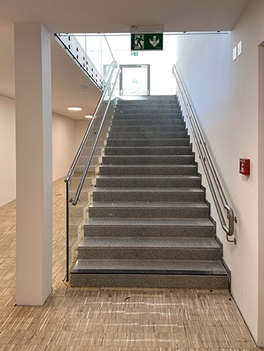 04. 10. 2021 UG / Foyer