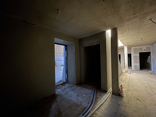 09. 05. 2021 UG / Foyer