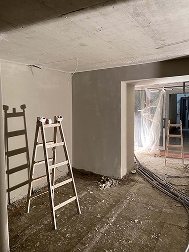 05. 05. 2021 Untergeschoss / Verputzarbeiten