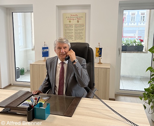 B&uuml;rgermeisterb&uuml;ro: B&uuml;rgermeister Vinzenz Knor