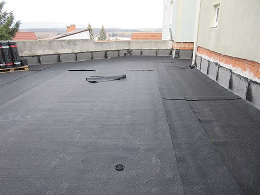 23. 03. 2021 Terrasse / neue Feuchtigkeitsisolierung